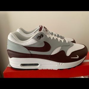 Men’s Nike Airmax 1 “Mystic” size:8